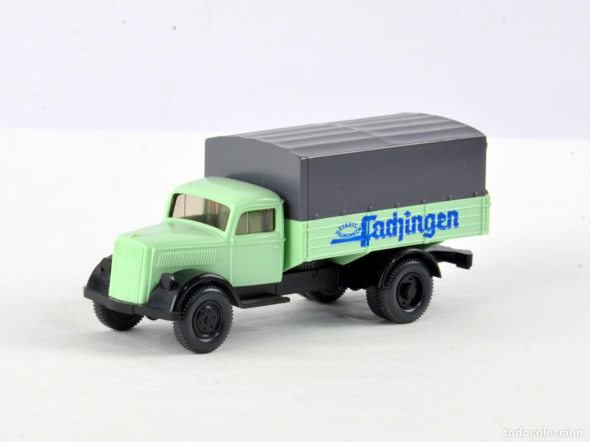 Coches a escala: Wiking Escala 1:87 H0 Cami&oacute;n Opel Blitz Fachinger Impecable con Caja