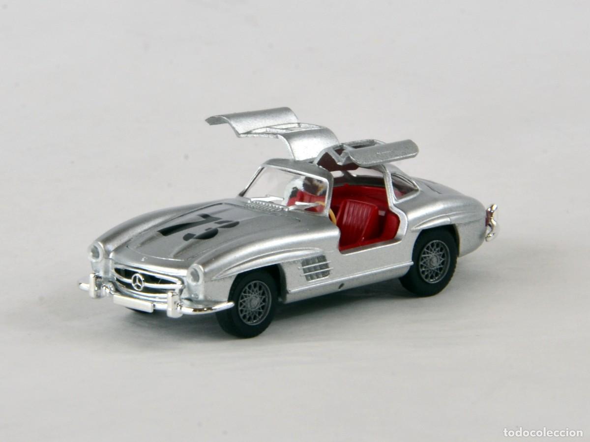 Coches a escala: Wiking Escala 1:87 H0 Mercedes Benz 300SL Coup&eacute; Plata &rdquo;73&rdquo;