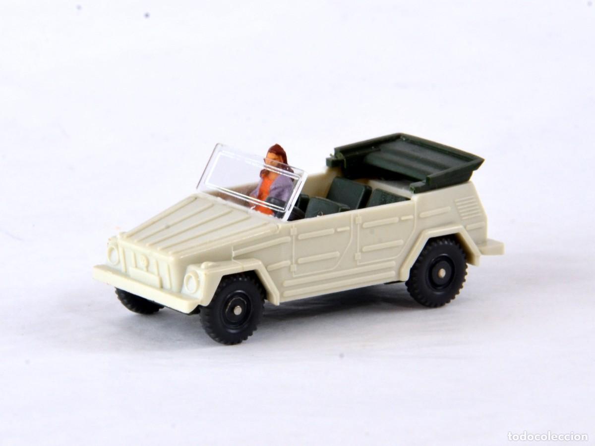 Coches a escala: Wiking Escala 1:87 H0 Antiguo VW Volkswagen 181 1972 - 84 Blanco con Figura