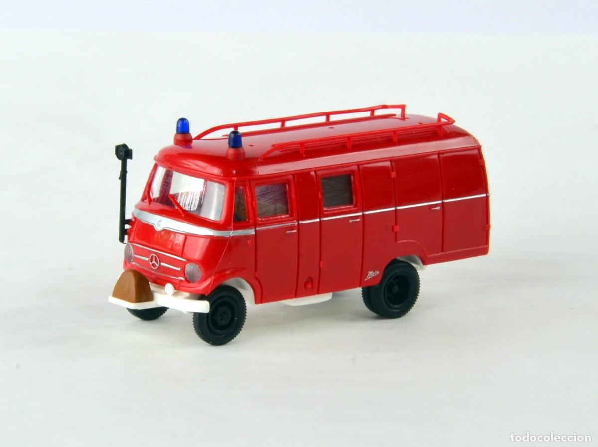 Coches a escala: Brekina Escala 1:87 H0 Bomberos Mercedes Benz LF319 LF8 Metz Impecable con Caja