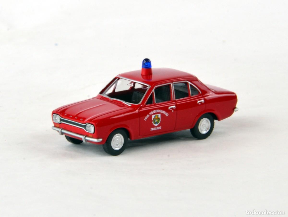 Coches a escala: Wiking Escala 1:87 H0 Ford Escort Bomberos Impecable con Caja
