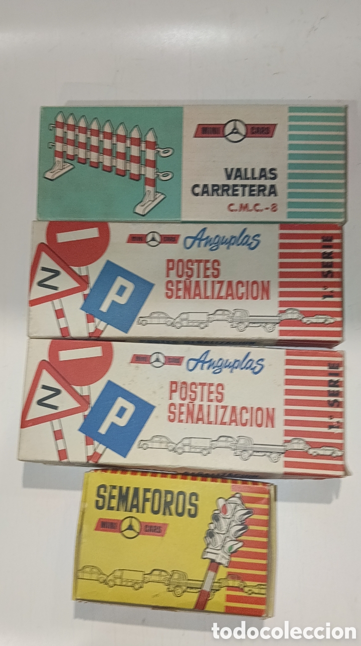Coches a escala: LOTE MINI CARS ANGUPLAS CAJAS SE&Ntilde;ALIZACI&Oacute;N SEM&Aacute;FOROS VALLAS