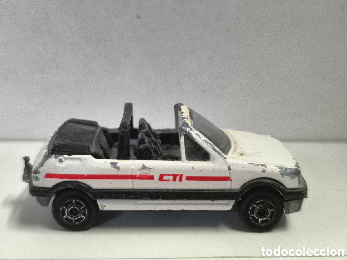 Coches a escala: Majorette Peugeot 205 GTI cabrio