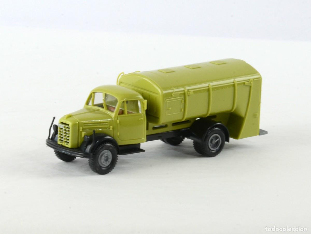 Coches a escala: Brekina Escala 1:87 H0 Cami&oacute;n de Basura Borgward B4500 Impecable con Caja