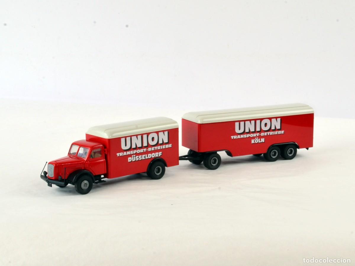 Coches a escala: Brekina Escala 1:87 H0 Cami&oacute;n Henschel HS140 Union con Remolque