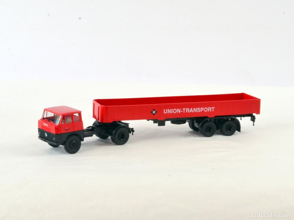 Coches a escala: Brekina Escala 1:87 H0 Cami&oacute;n Articulado Henschel HS16 Union Transport
