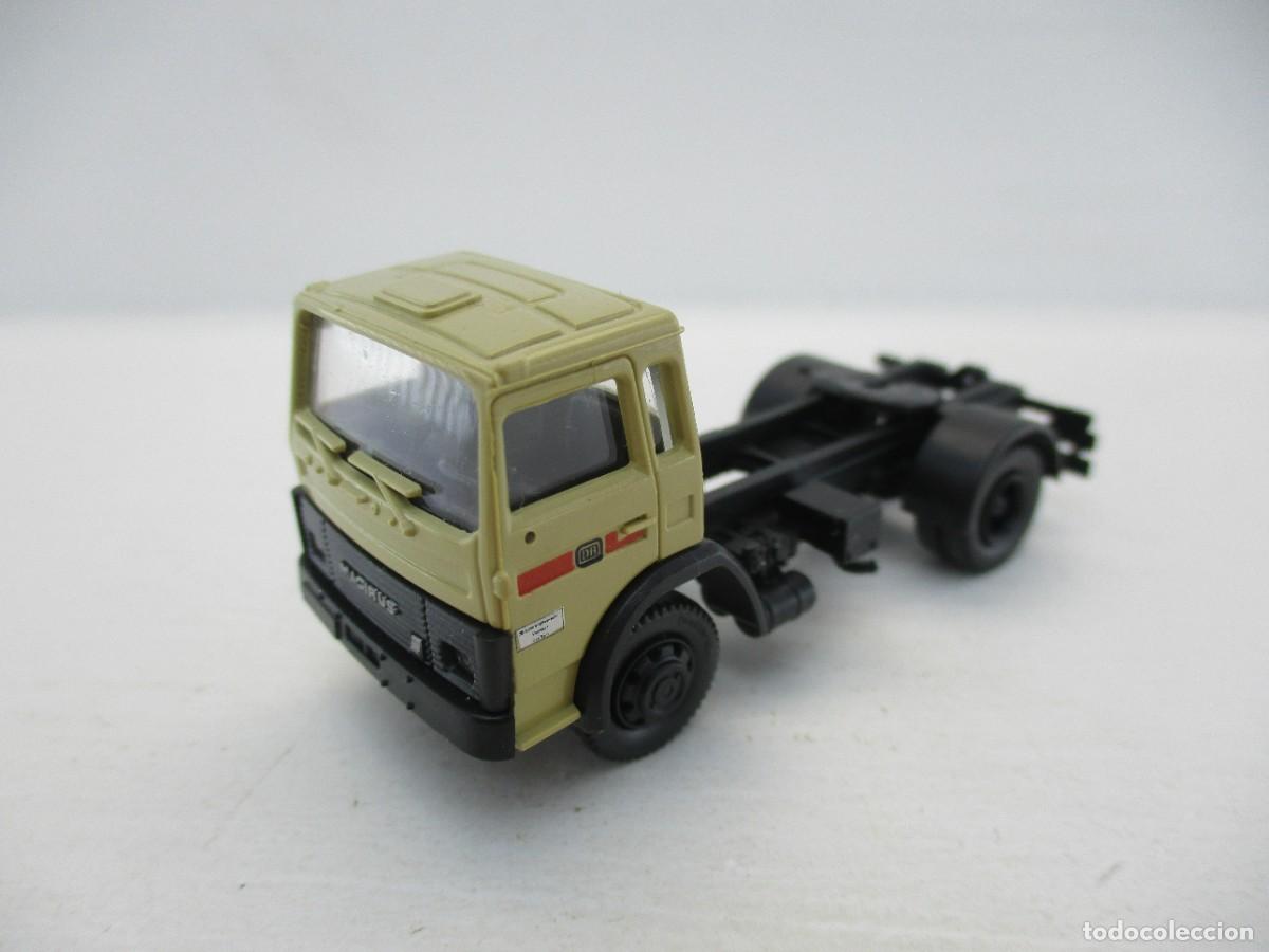 Coches a escala: CAMION ESCALA 1:87 REF BD