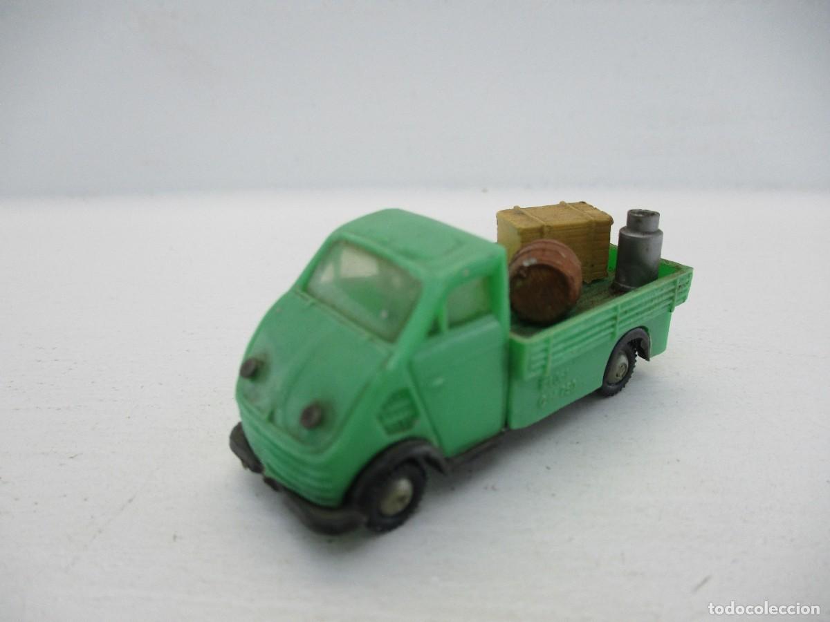 Coches a escala: COCHE ESCALA 1:87 REF LIBR