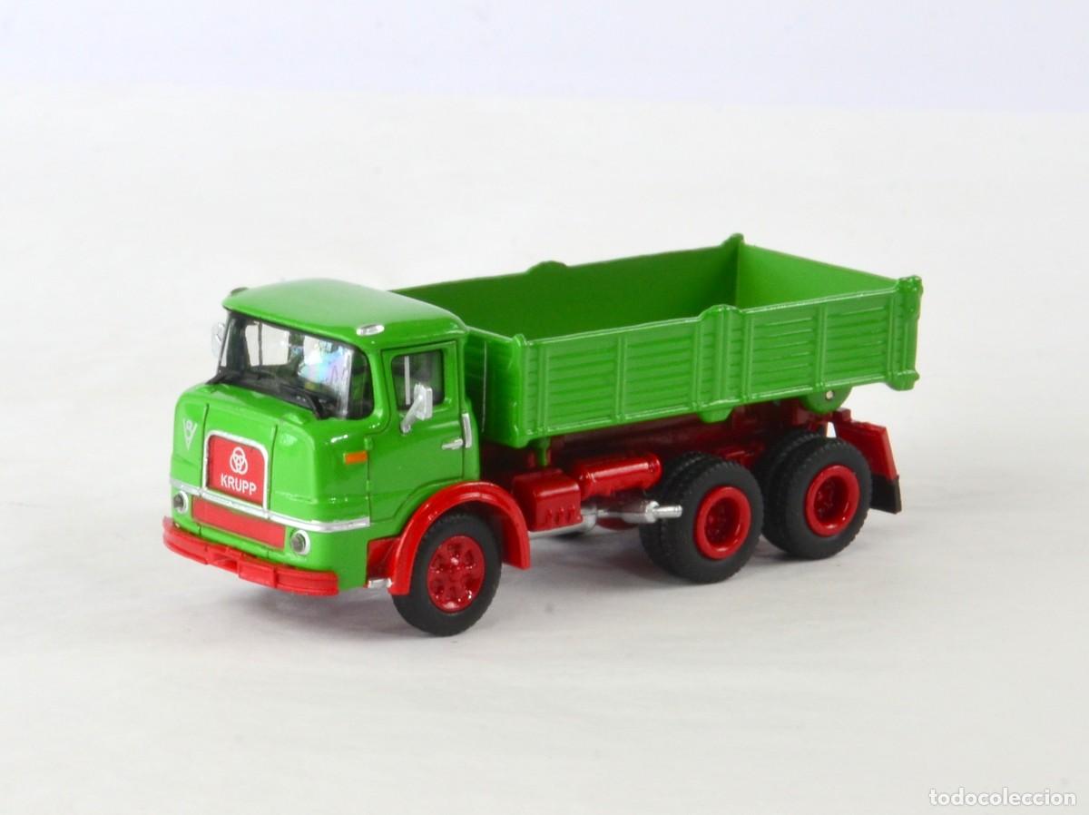Coches a escala: Golden Oldies BUB Escala 1:87 H0 Cami&oacute;n Volquete Henschel H261AK 6x6 Impecable