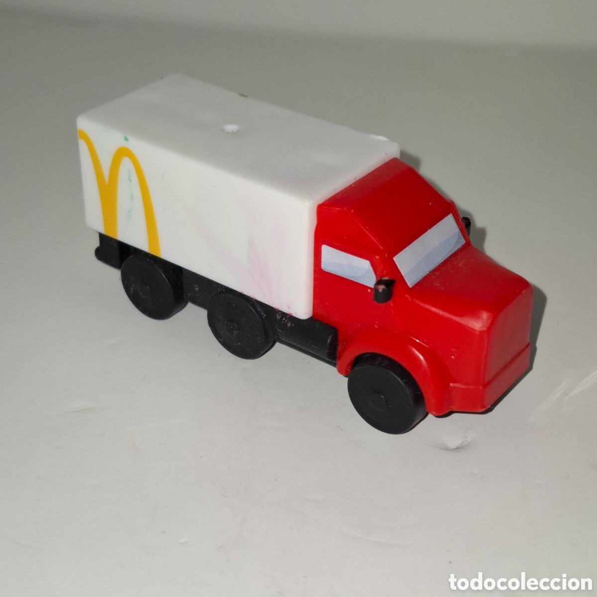 Coches a escala: CAMION DE MCDONALD'S PREMIUM MCDONALDS HAPPY MEAL 2025