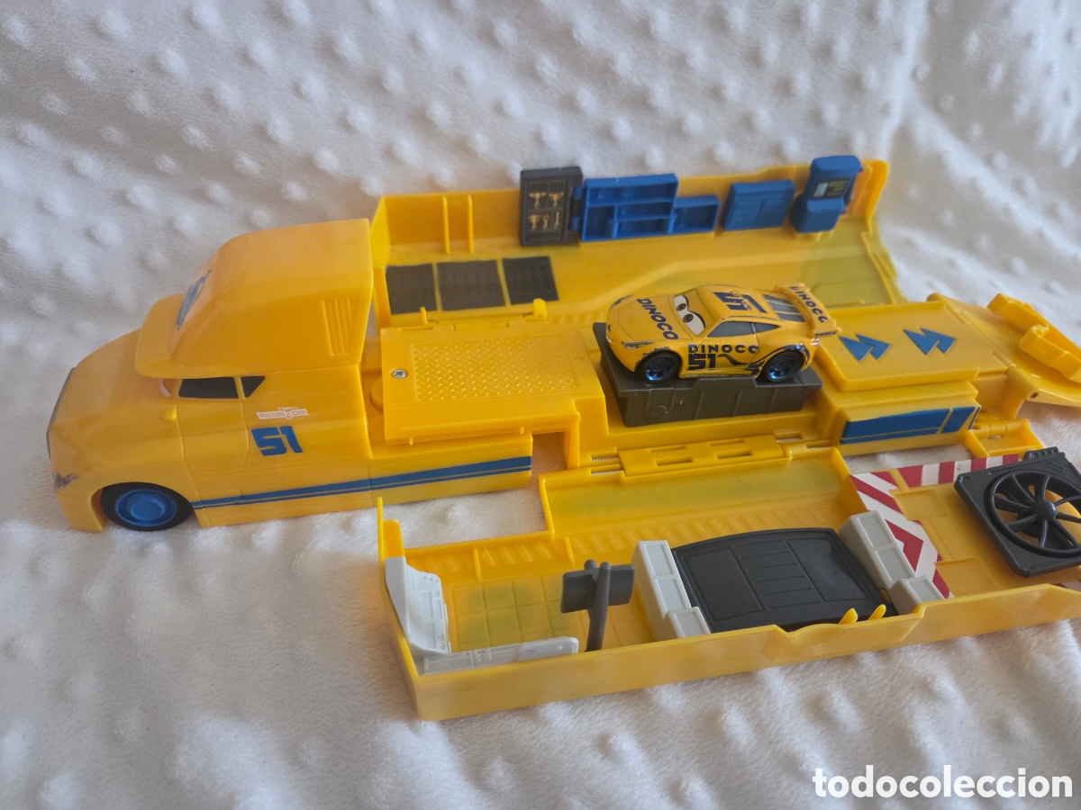 Coches a escala: Camion y coche cruz ramirez dinoco 51 cars disney pixar