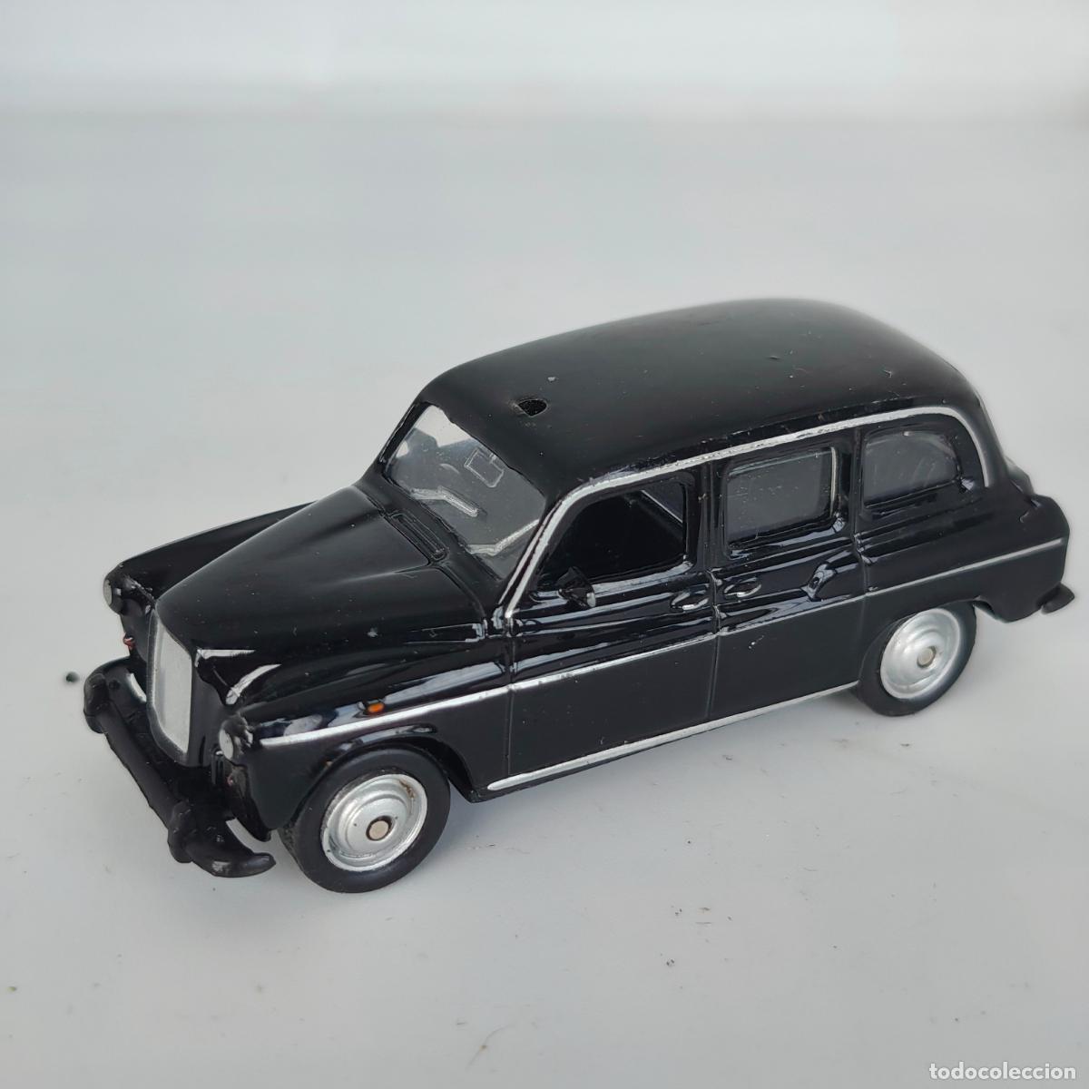 Coches a escala: Austin FX4 London Taxi N&ordm; 52240 Welly 1/60