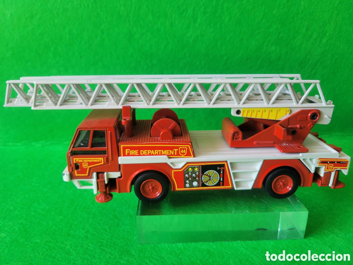 Coches a escala: ANTIGUO CAMION BOMBEROS DE JOAL