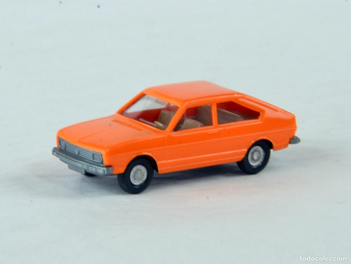 Coches a escala: Wiking Escala 1:87 H0 Antiguo VW Volkswagen Passat Naranja 1975 - 83