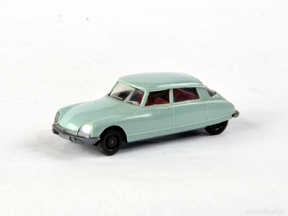 Coches a escala: Wiking Escala 1:87 H0 Antiguo Citro&euml;n DS Pallas 1971 - 83