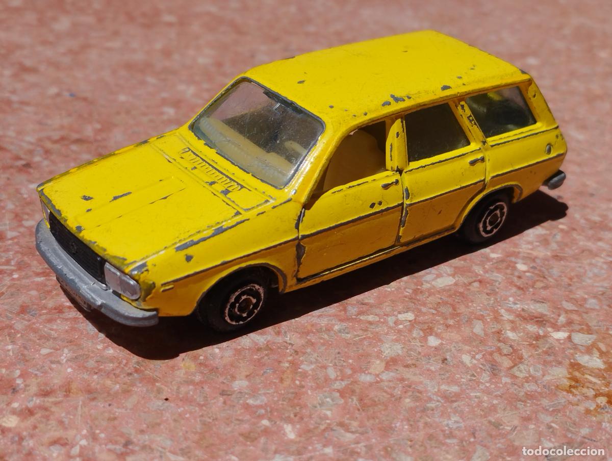 Coches a escala: RENAULT 12 TS ICONA CARAVAN FAMILIAR DE GUISVAL CAMPEON 1,64