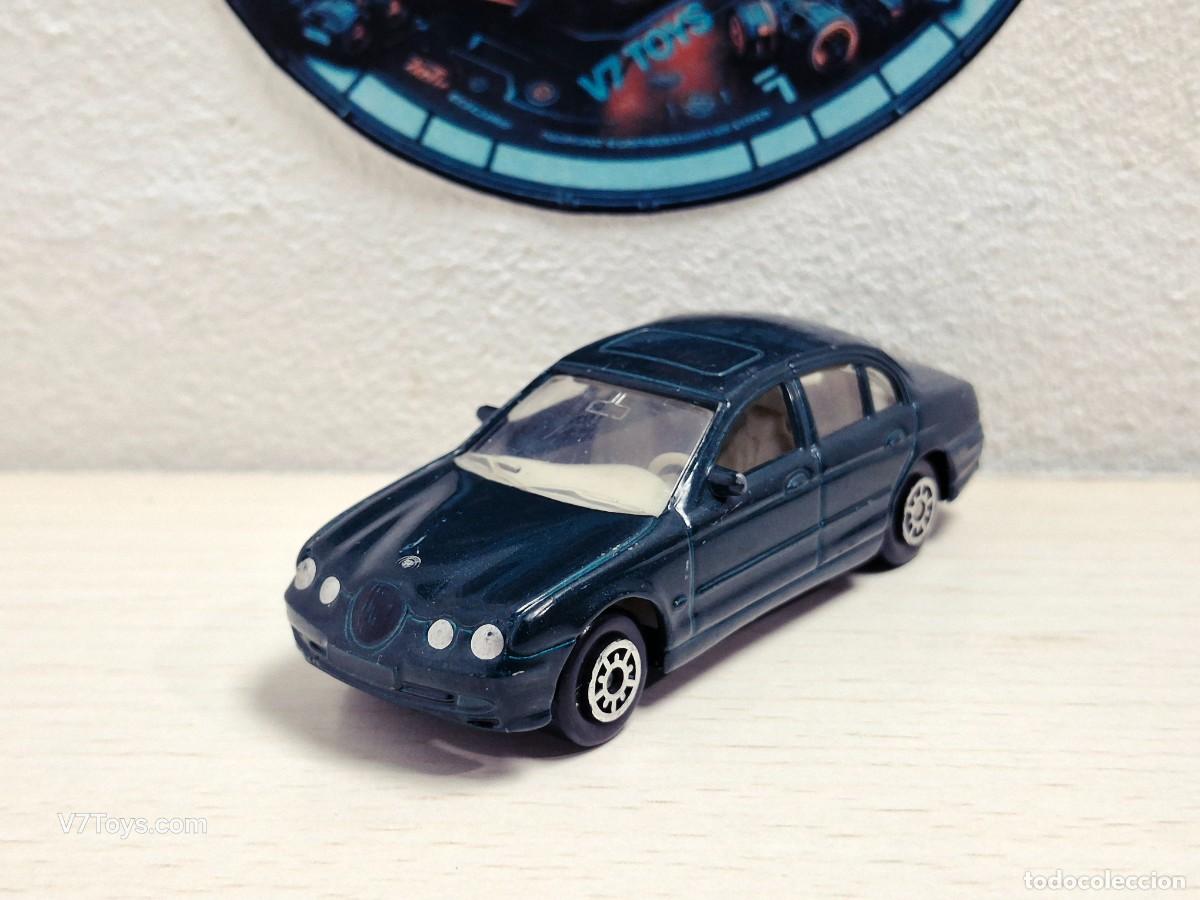 Carros em escala: Jaguar S-Type N&ordm; 2035 Welly 1/60