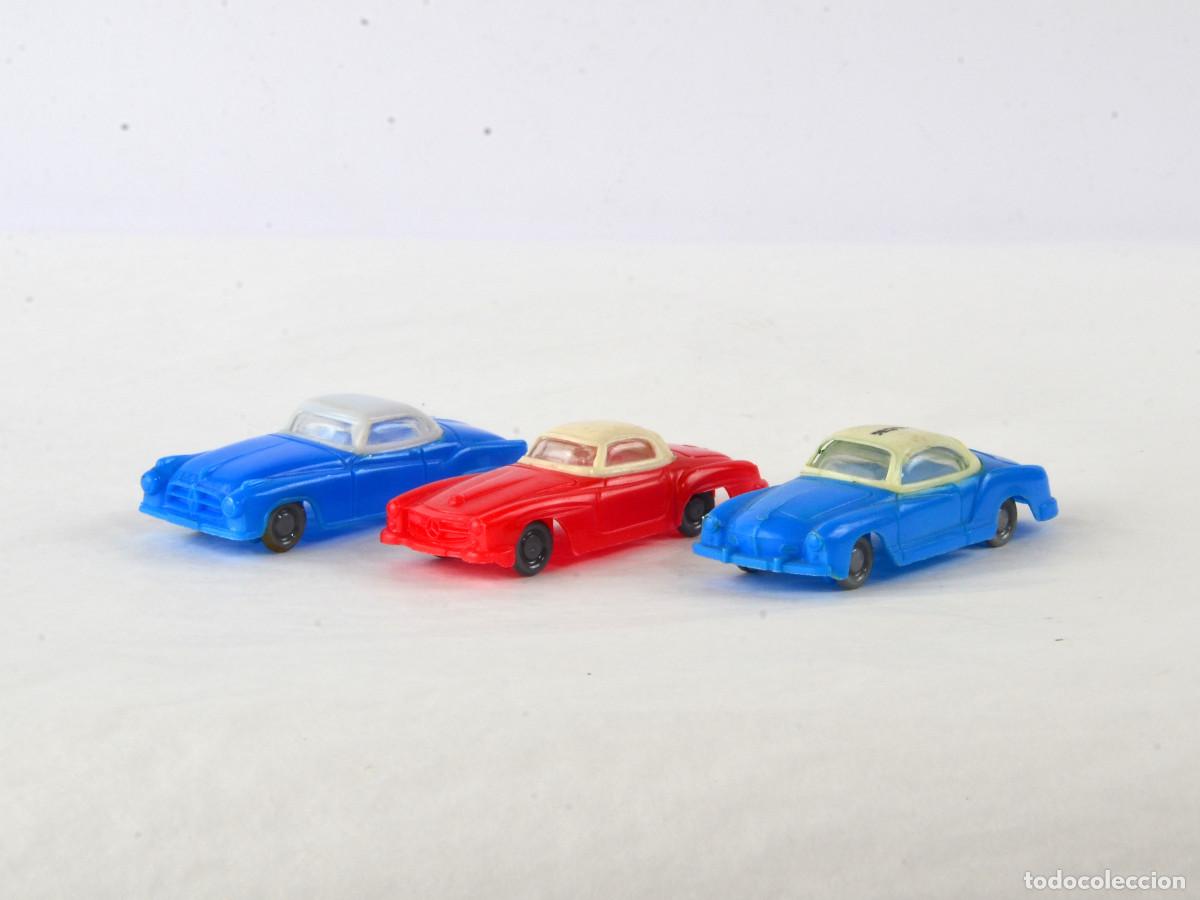 Coches a escala: Artur Hammer Lote de Tres Coches Mercedes 190SL, VW Karmann Ghia y Borgward Isabella Coup&eacute;