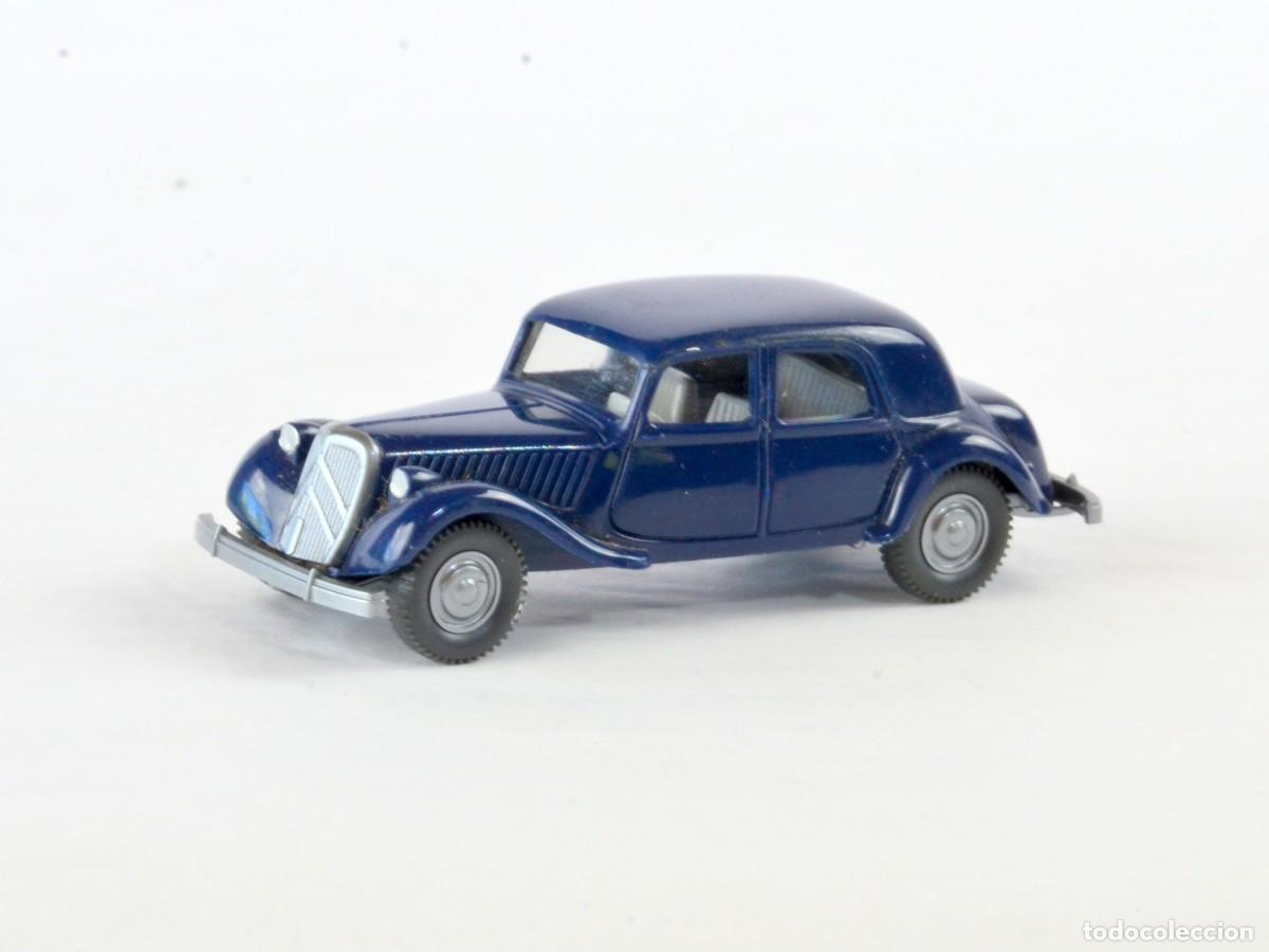 Coches a escala: Wiking Escala 1:87 H0 Citro&euml;n ID19 Traction Avant 15 Six Azul