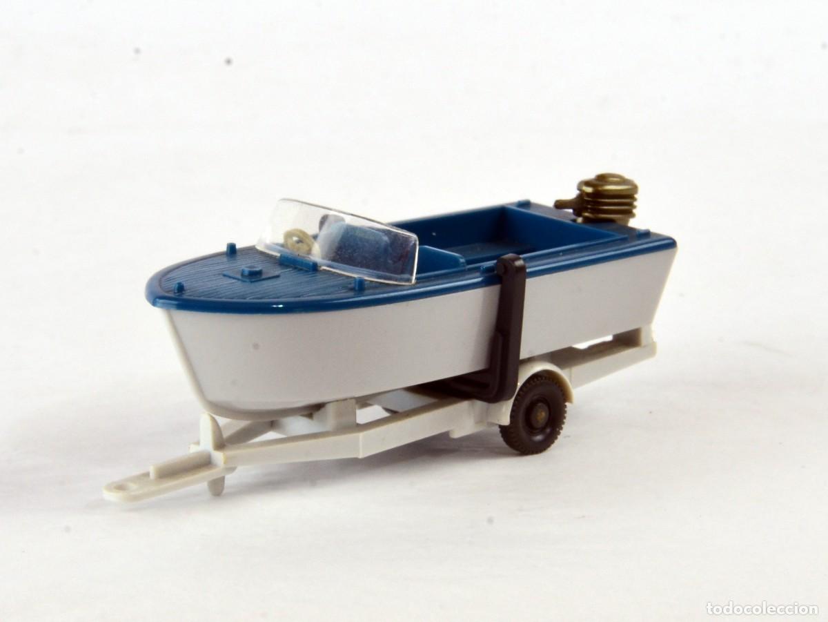 Coches a escala: Wiking Escala 1:87 H0 Antigua Lancha con Remolque 1963 - 88 Azul y Blanco