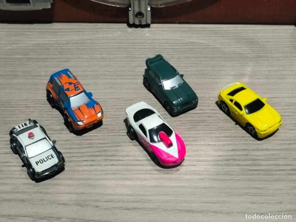 Coches a escala: LOTE COCHES MICRO MACHINES POLICIA CARRERAS VARIAS EPOCAS HASBRO