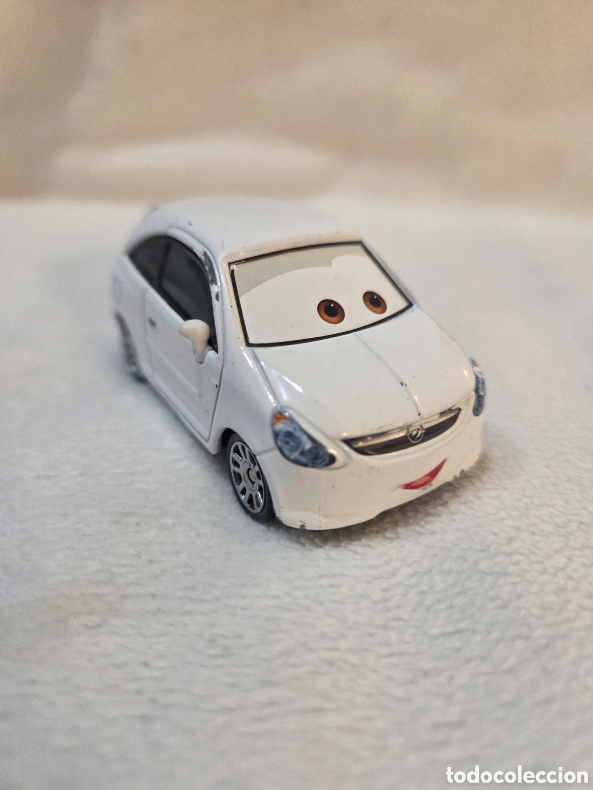 Coches a escala: Cars disney pixar tom tach opel corsa mattel