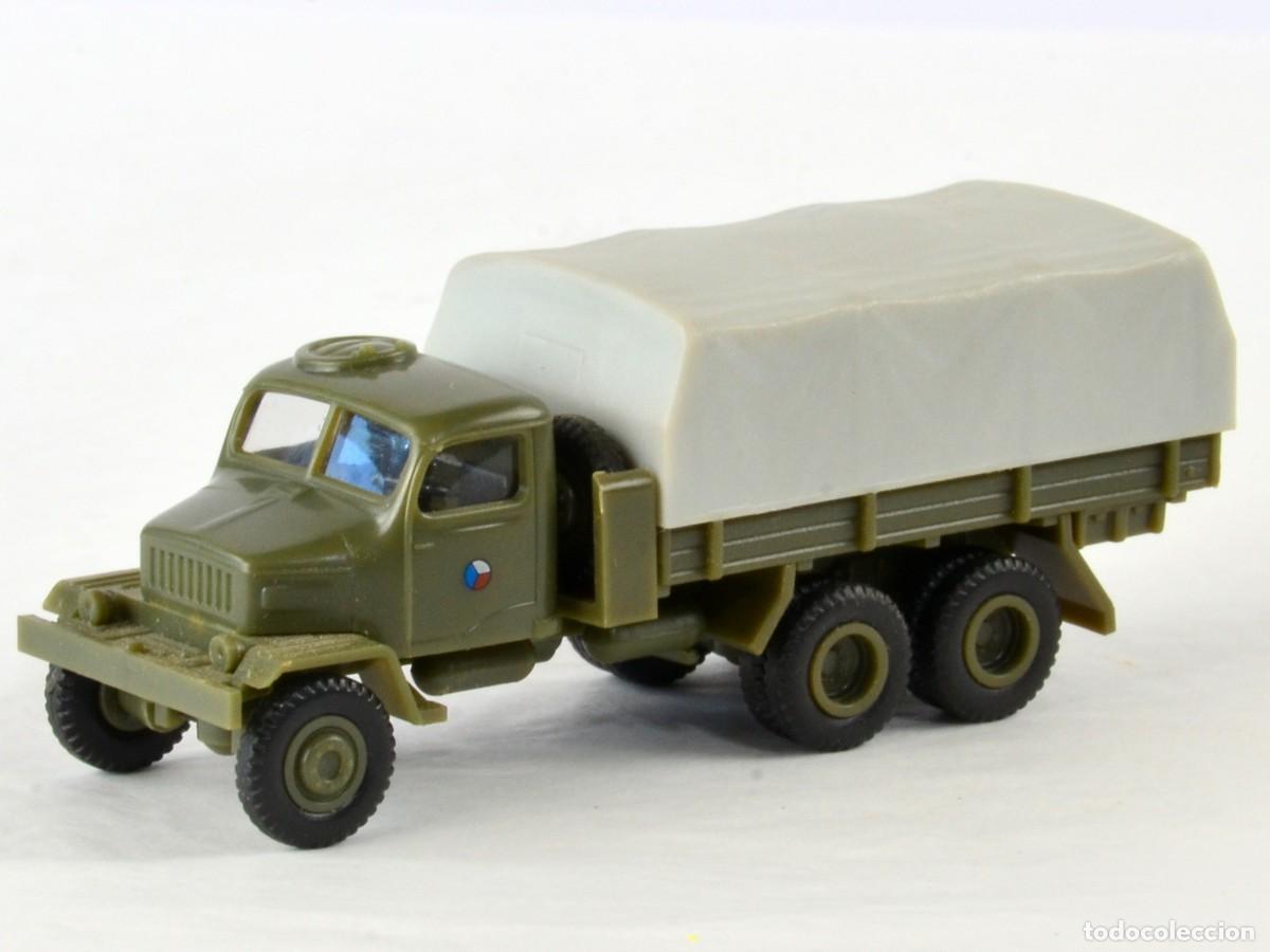 Coches a escala: Igra Escala 1:87 H0 Cami&oacute;n Praga V3S Militar
