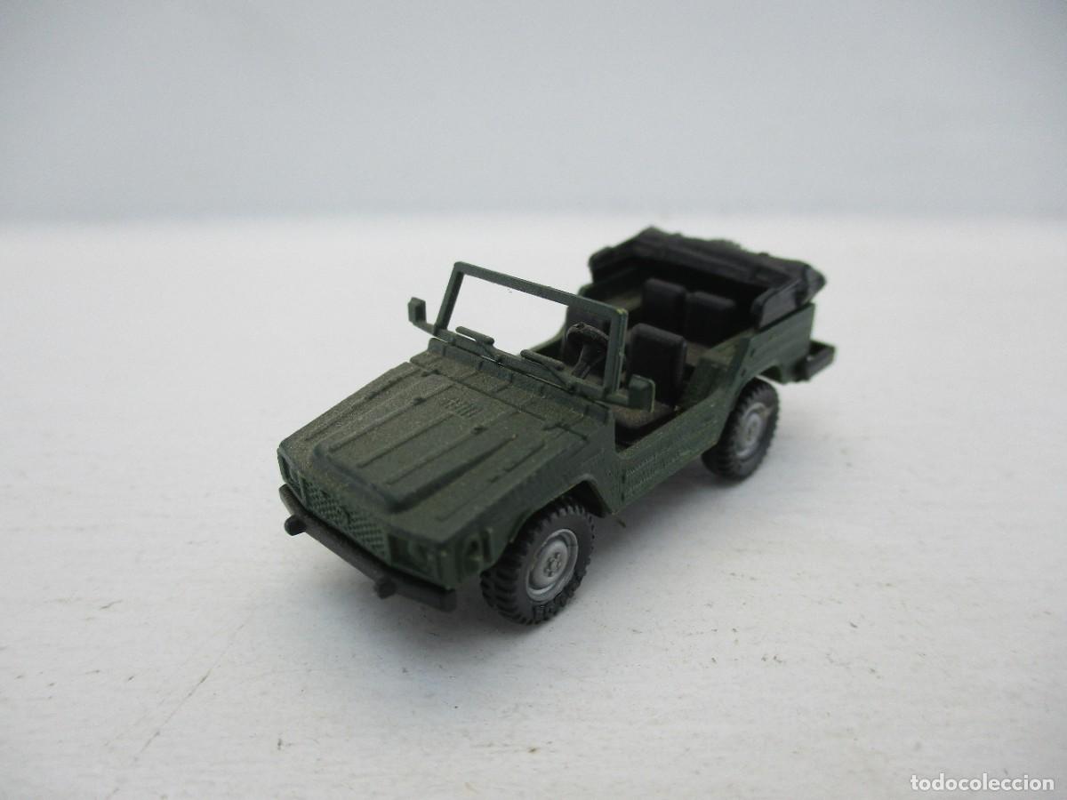 Coches a escala: COCHE ESCALA 1:87 REF B2