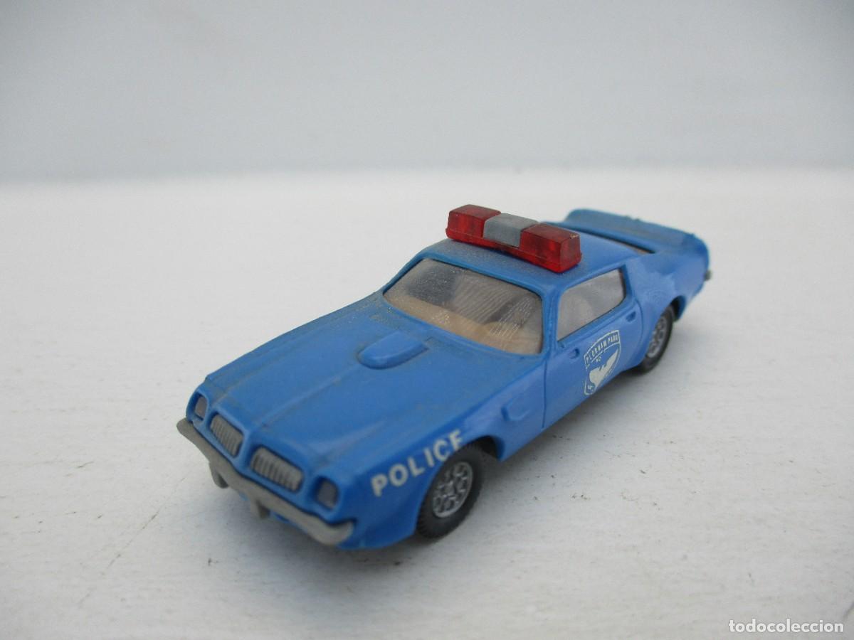 Coches a escala: COCHE ESCALA 1:87 REF B2 - Foto 1