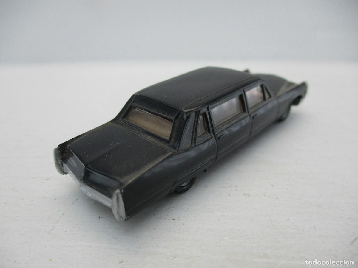 Coches a escala: COCHE ESCALA 1:87 REF B2 - Foto 2