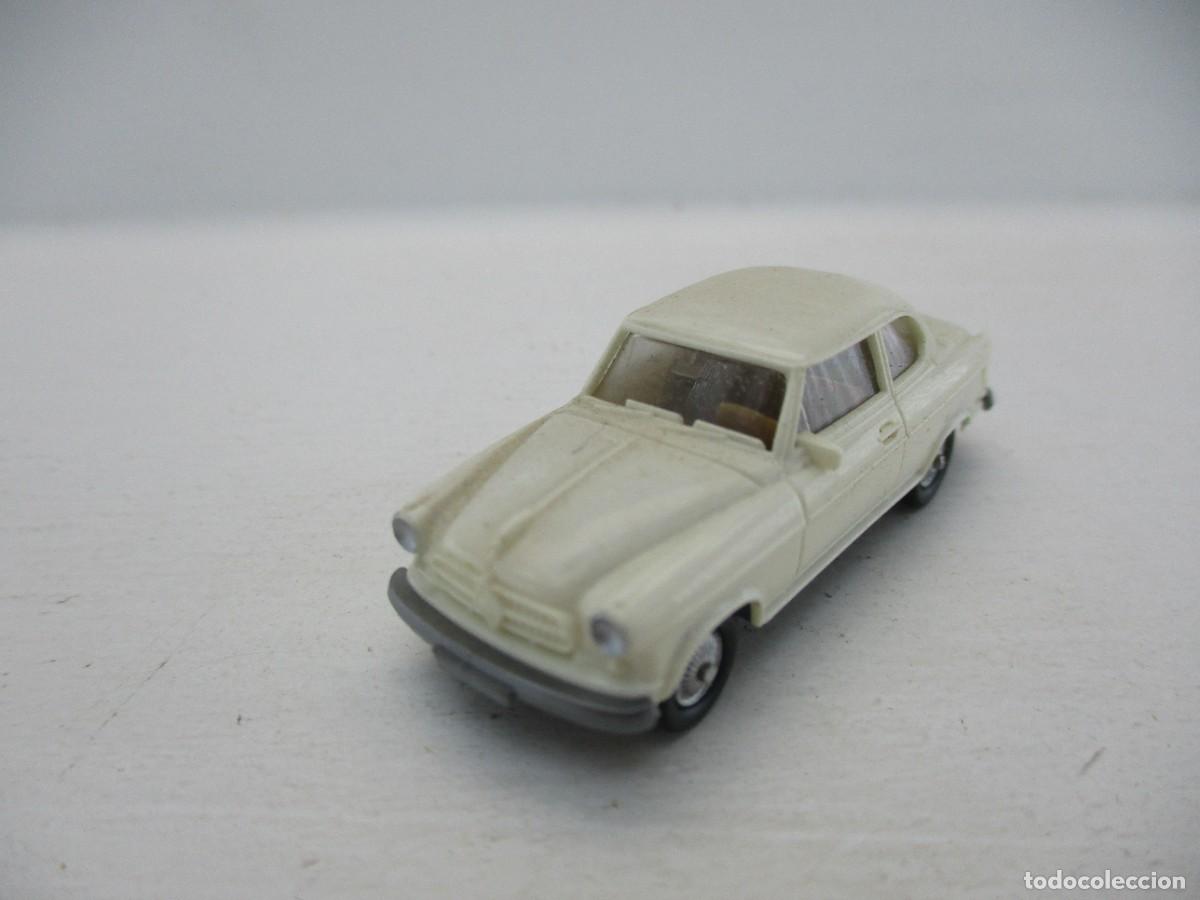 Coches a escala: COCHE ESCALA 1:87 REF B2