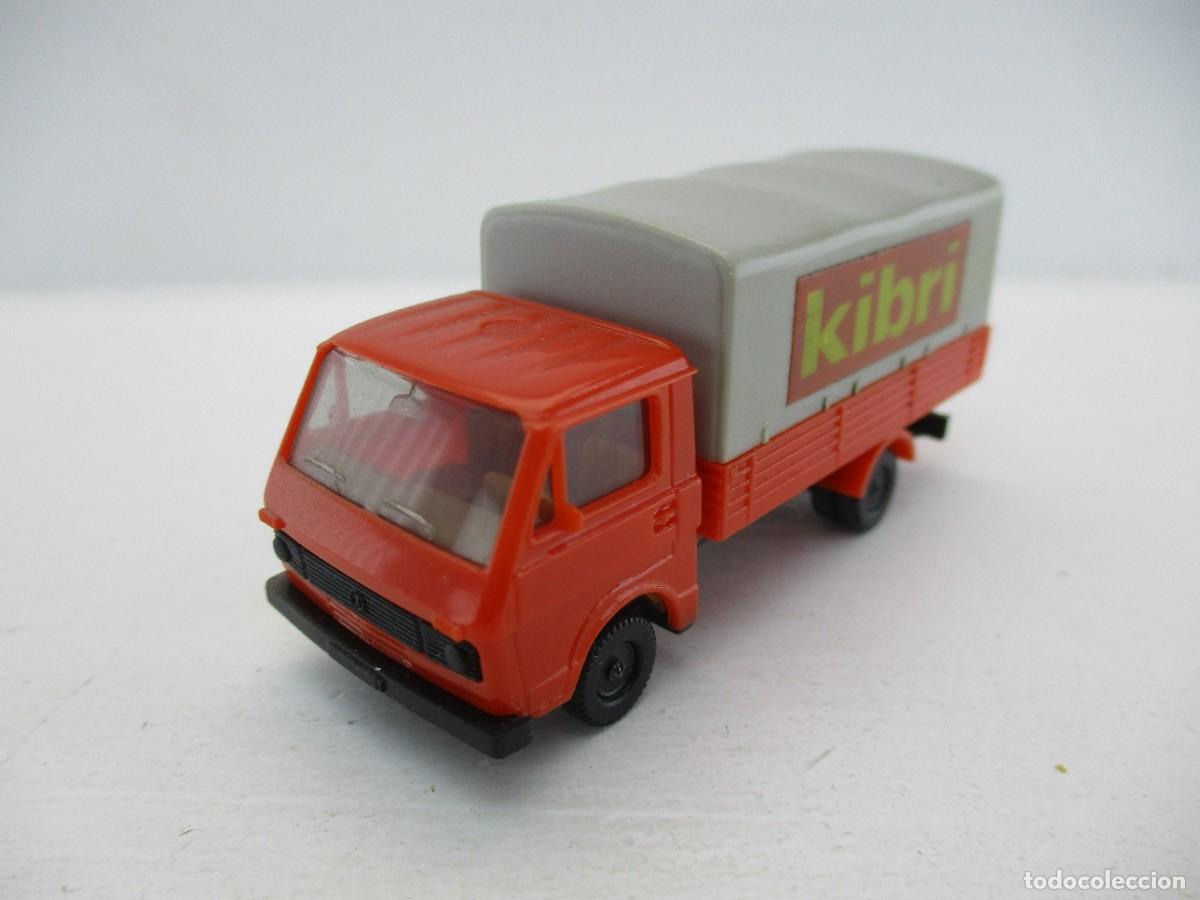 Coches a escala: COCHE ESCALA 1:87 REF B2