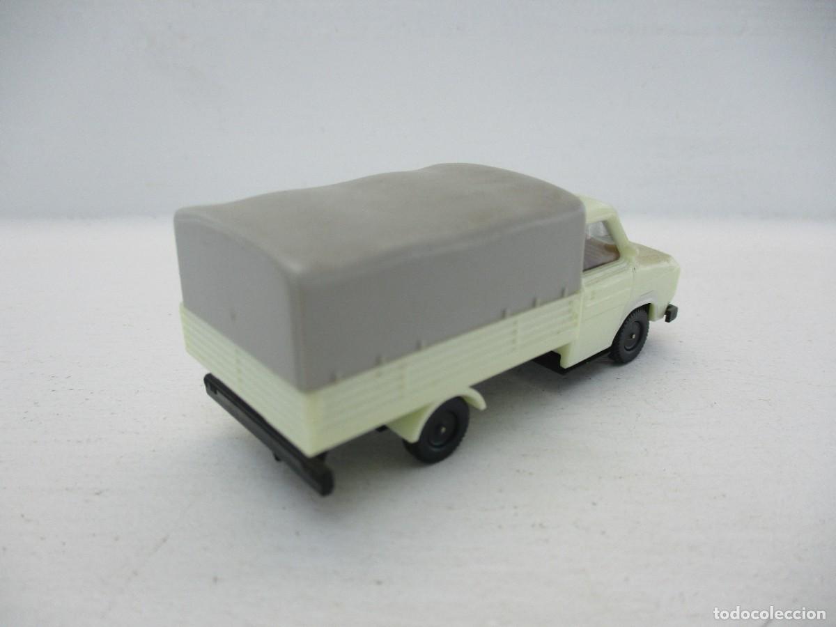 Coches a escala: COCHE ESCALA 1:87 REF B2 - Foto 2