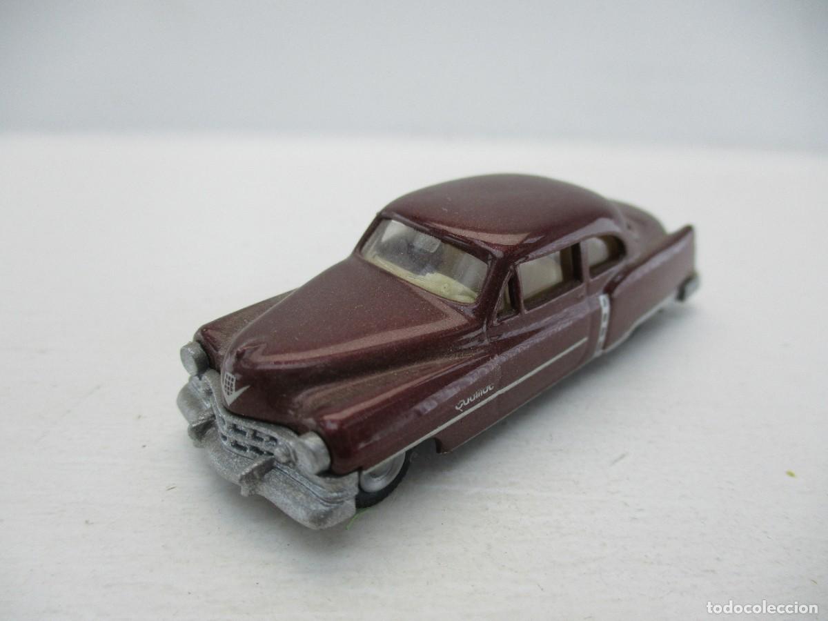 Coches a escala: COCHE ESCALA 1:87 REF B4