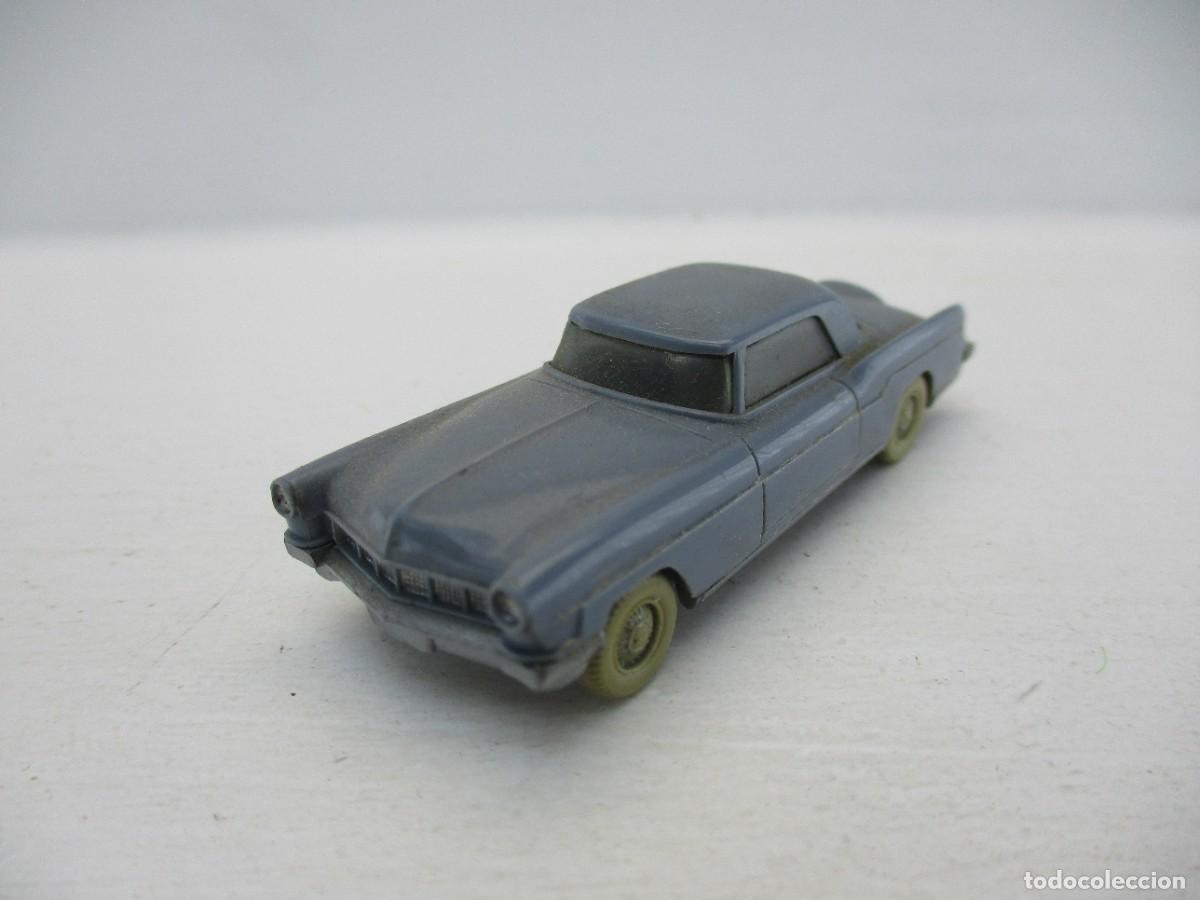 Coches a escala: COCHE ESCALA 1:87 REF B4