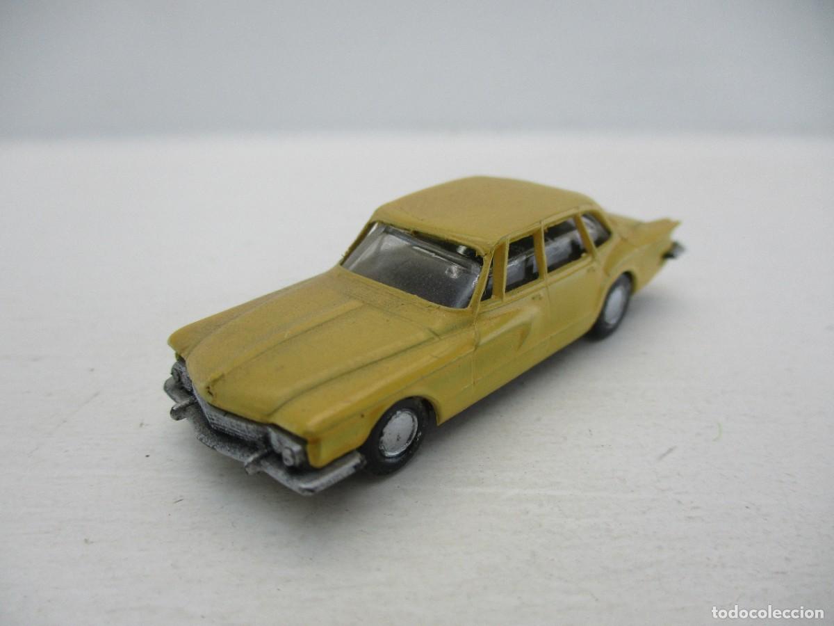 Coches a escala: COCHE ESCALA 1:87 REF B4