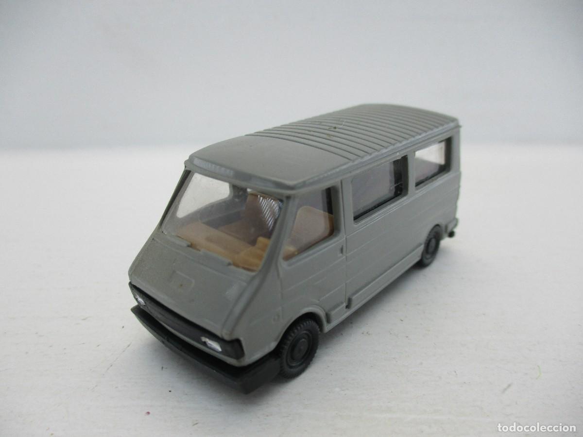 Coches a escala: COCHE ESCALA 1:87 REF B4 - Foto 1