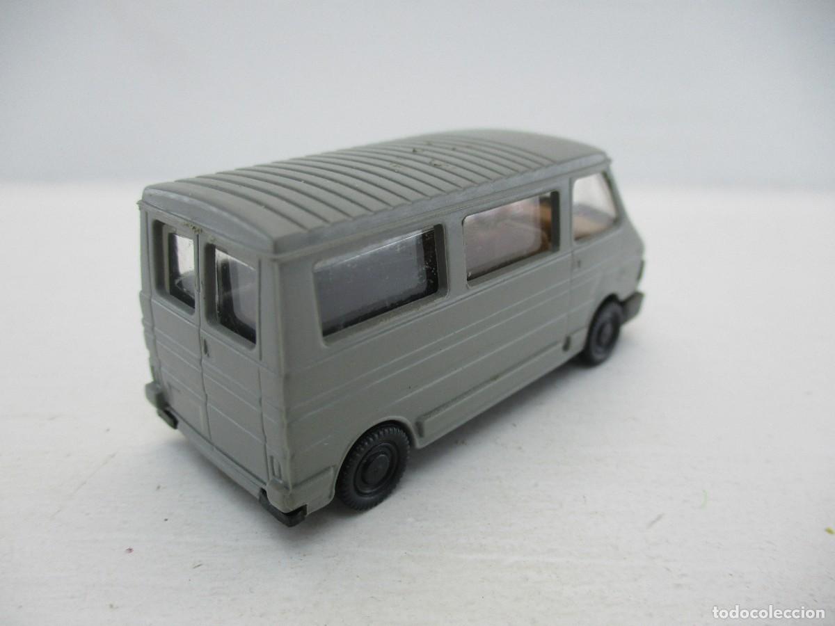 Coches a escala: COCHE ESCALA 1:87 REF B4 - Foto 2