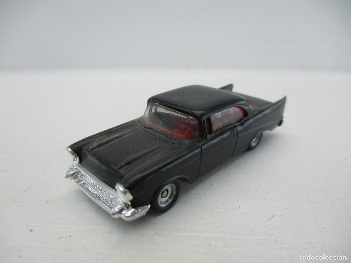 Auto in scala: COCHE ESCALA 1:87 REF B4
