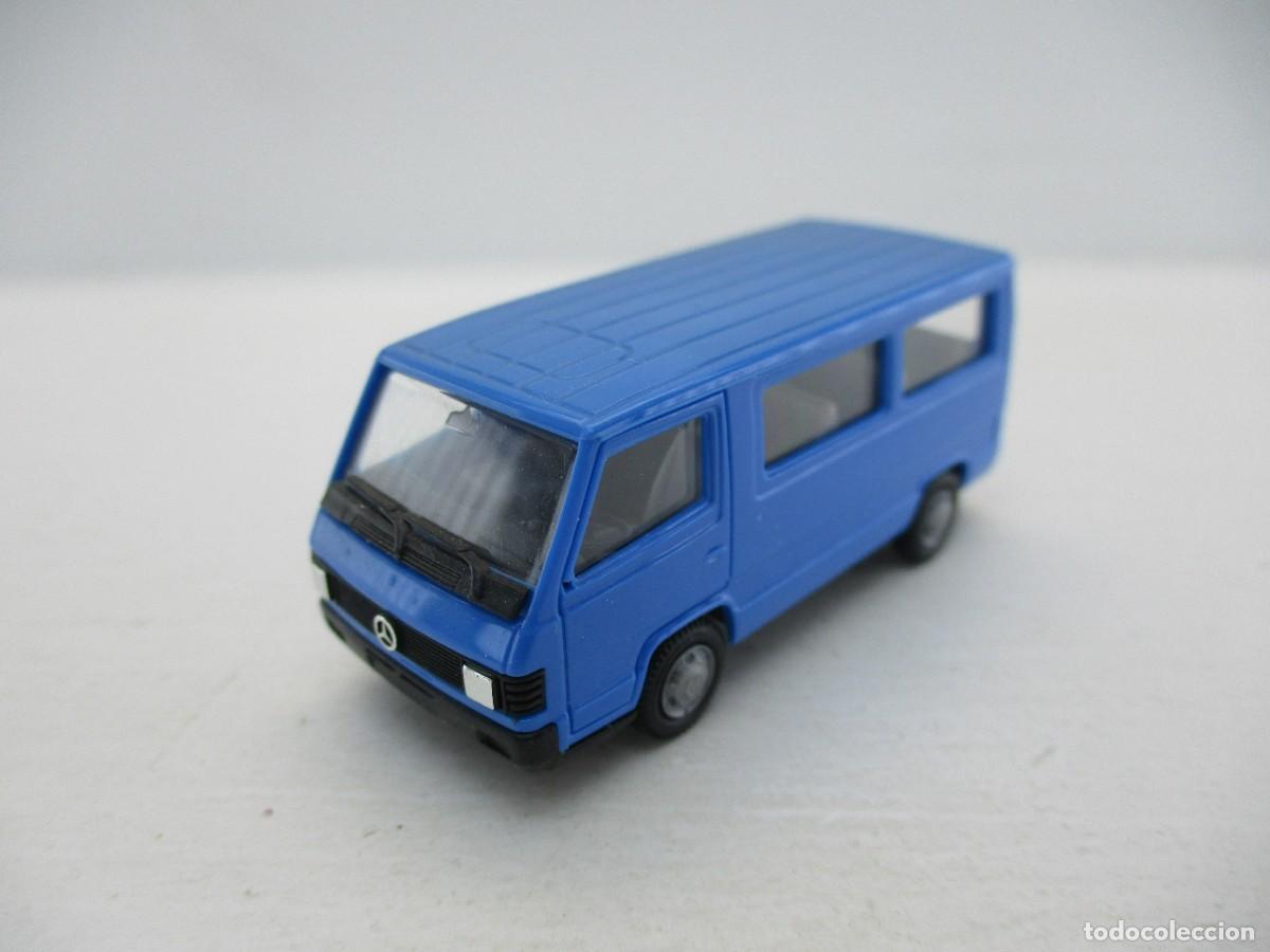 Auto in scala: COCHE ESCALA 1:87 REF B4