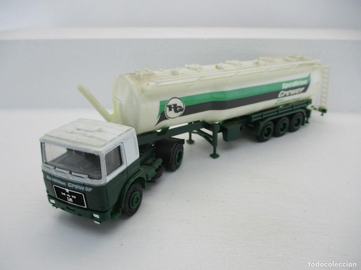 Auto in scala: CAMION HERPA 1:87 REF LA