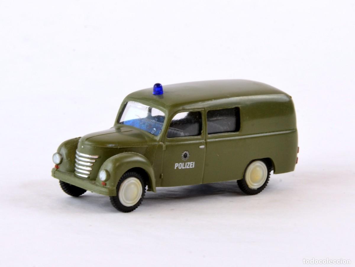 Coches a escala: Permot hruska Escala 1:87 H0 Framo V901 Polizei RDA DDR