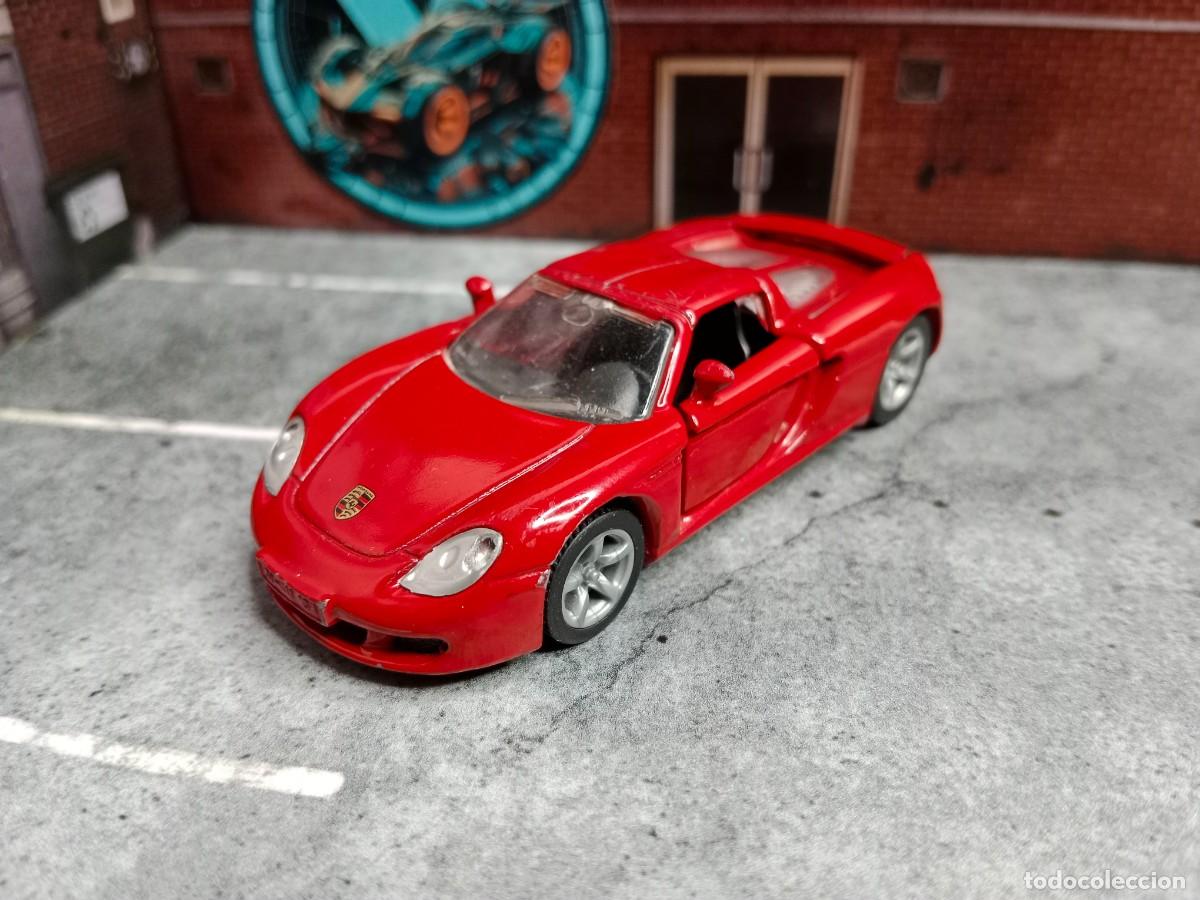 Coches a escala: Porsche Carrera GT Siku 8,5cm