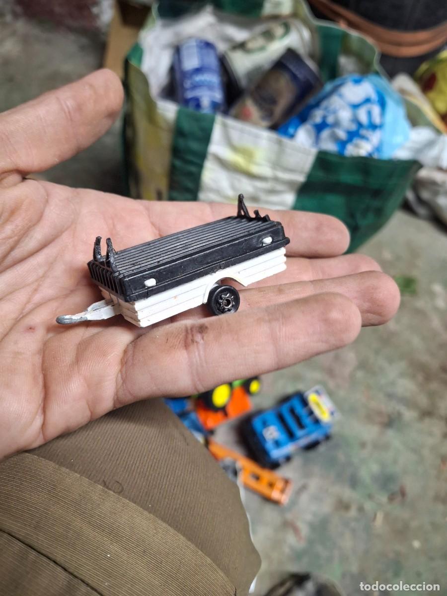 Coches a escala: Antiguo coche maqueta miniatura juguete escala remolque Majorette