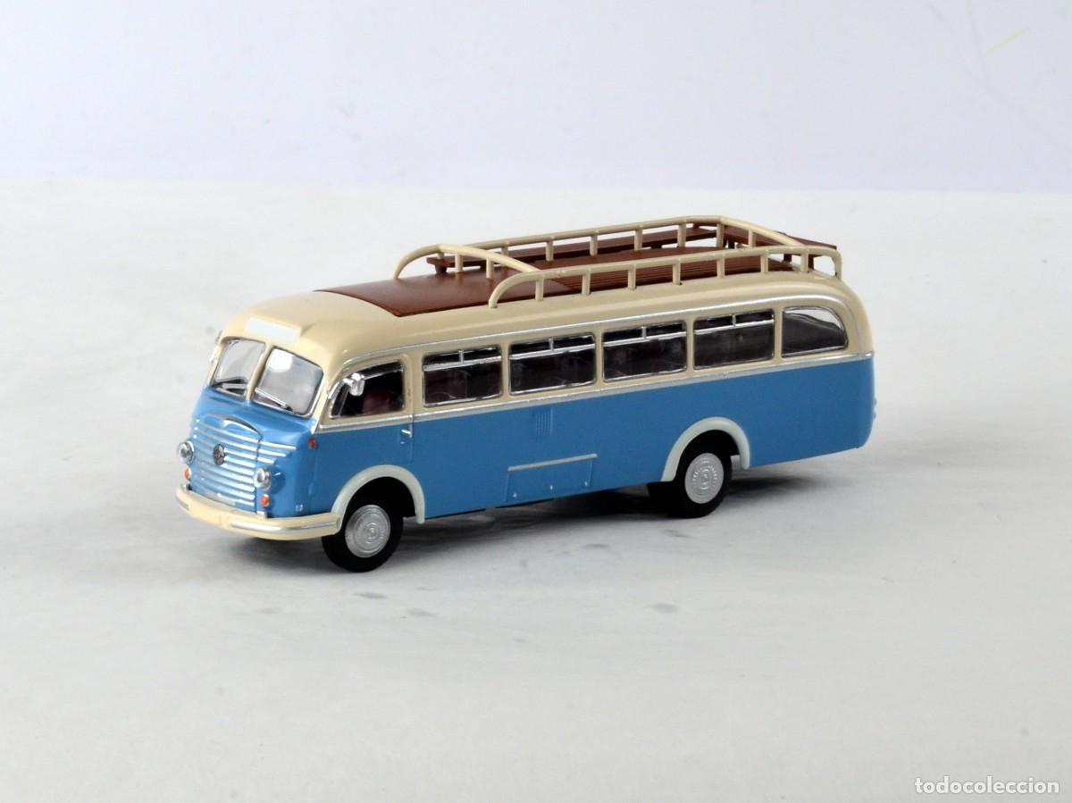 Coches a escala: Brekina Starline Escala 1:87 H0 Autocar Steyr 480A 1956 - 62 Azul con Baca Impecable con Caja