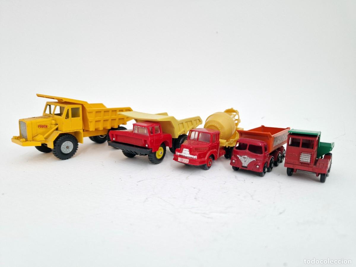 Coches a escala: LOTE CAMIONES OBRA MATCHBOX LESNEY VINTAGE FODEN HOVERINGHAM KING SIZE METAL Y PLASTICO