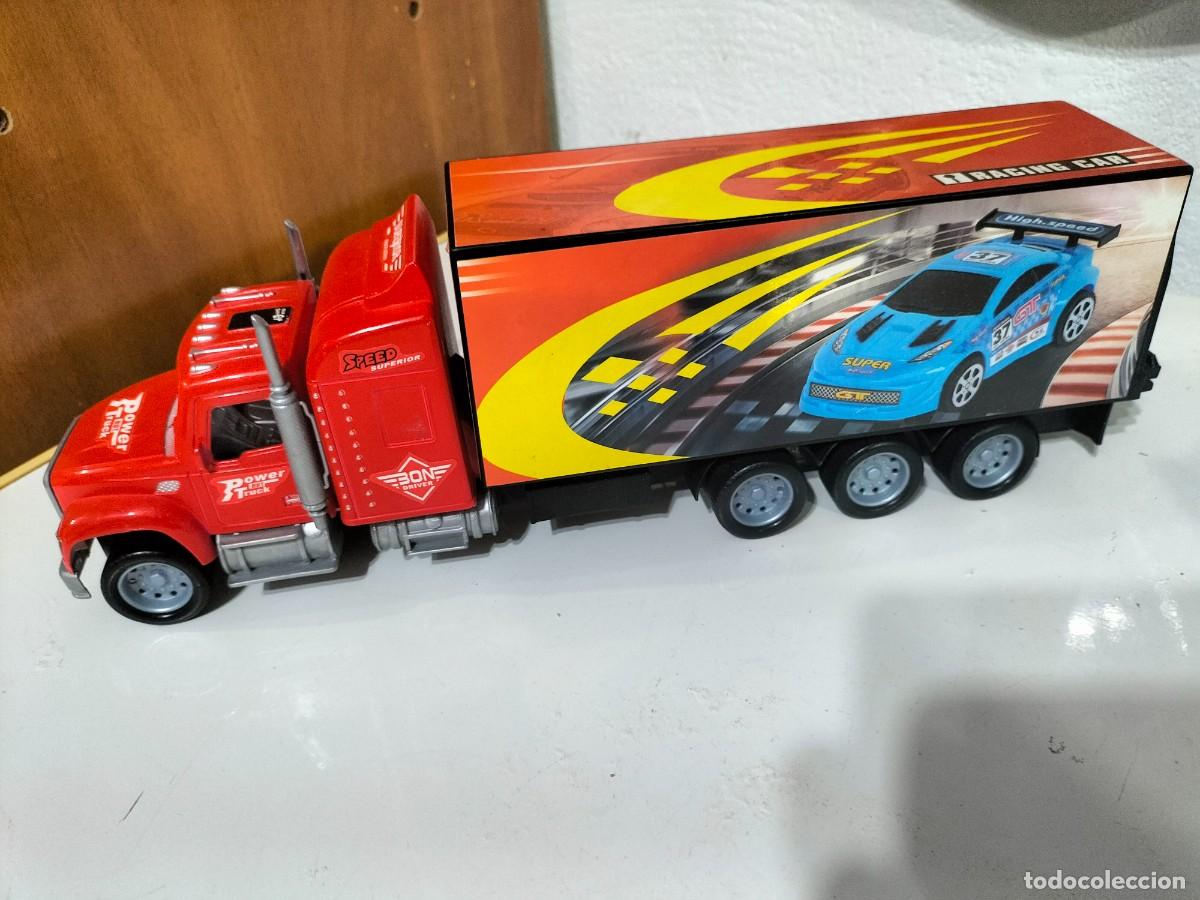 Coches a escala: CAMI&Oacute;N TRAILER DE JUGUETE