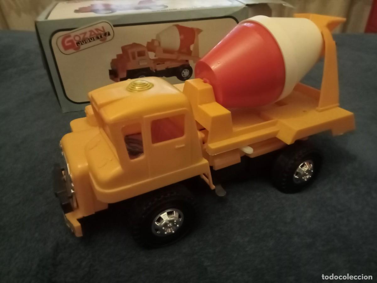 Coches a escala: Gozan camion hormigonera