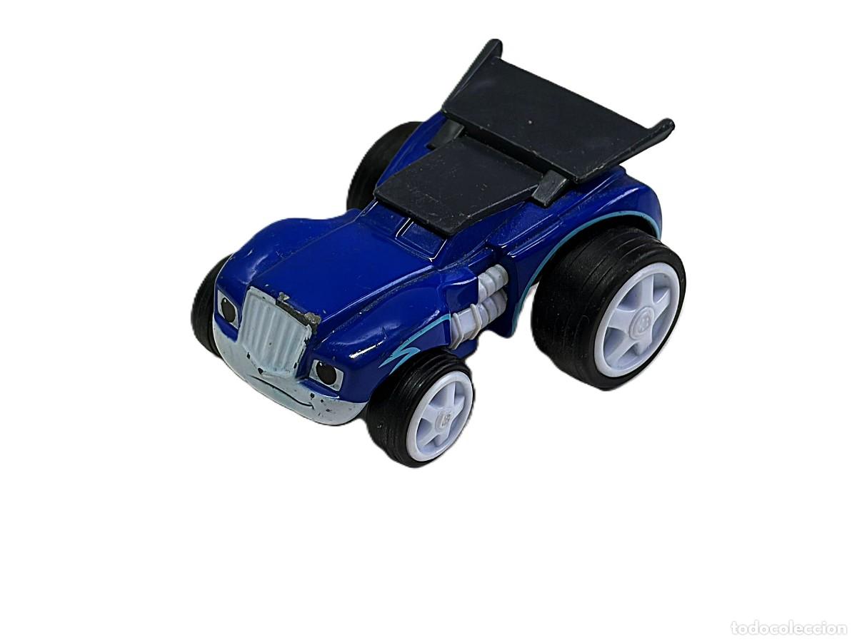 Coches a escala: BLAZE Y LAS M&Aacute;QUINAS MONSTRUOSAS TRITURADOR DE COCHES DE CARRERAS AZUL DIE 2016