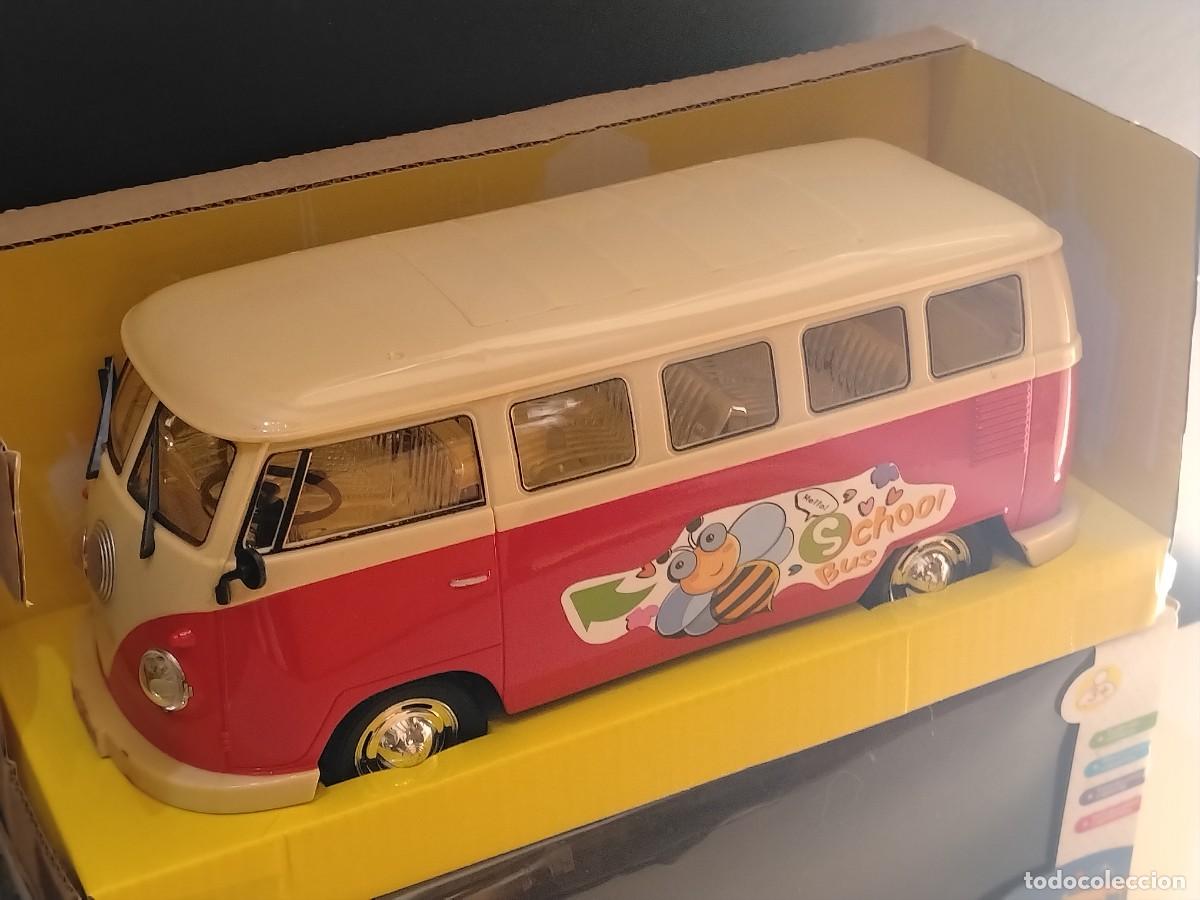 Carros em escala: FURGONETA WOLKSWAGEN CON SONIDO Y MOVIMIENTO